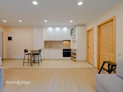 Izīrē dzīvokli, Stabu iela 87A, Rīga, Labais krasts, Centrs / 650 € 2