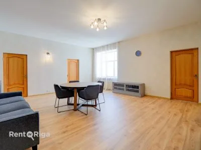Izīrē dzīvokli, Ģertrūdes iela 9, Rīga, Labais krasts, Centrs / 1 100 € 5