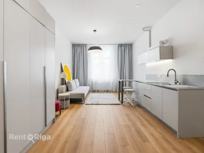 Izīrē dzīvokli, Lāčplēša iela 36, Rīga, Labais krasts, Centrs / 580 € 1