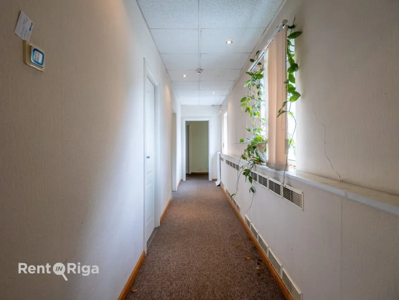 Pērnavas iela 20 23