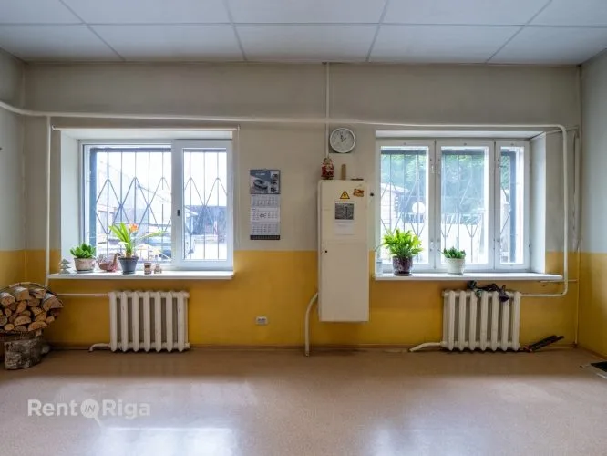Pērnavas iela 20 26