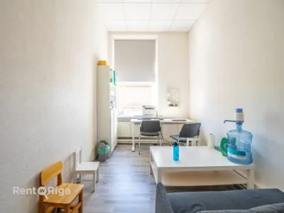 Izīrē biroju, Brīvības iela 197A, Rīga, Teika / 1245 € 8