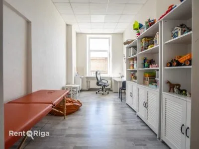Izīrē biroju, Brīvības iela 197A, Rīga, Teika / 1245 € 4
