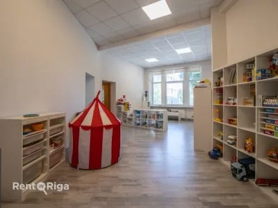 Izīrē biroju, Brīvības iela 197A, Rīga, Teika / 1245 € 2