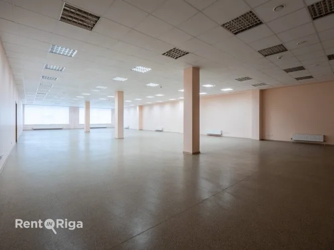 Daugavgrīvas iela 77 4
