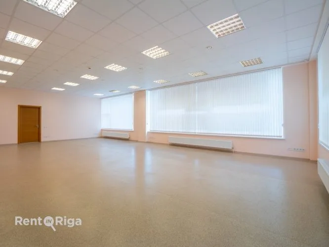 Daugavgrīvas iela 77 5