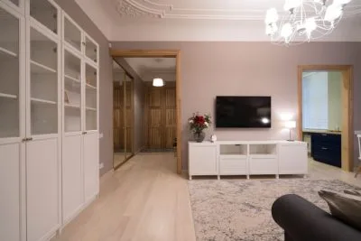 Pārdod dzīvokli, Dzirnavu iela 31, Rīga, Centrs / 189000 € 8