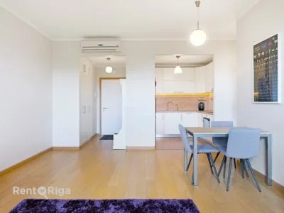 Izīrē dzīvokli, Ernesta Birznieka Upīša iela 13, Rīga, Centrs / 900 € 8