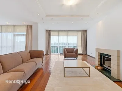 Izīrē dzīvokli, Pulkveža Brieža iela 21, Rīga, Labais krasts, Centrs / 3 200 € 1