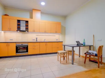 Izīrē dzīvokli, Zalves iela 35, Rīga, Kreisais krasts, Šampēteris / 700 € 7