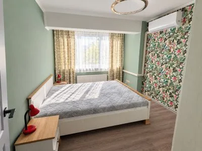 Izīrē dzīvokli, Dubultu prospekts iela 10, Jūrmala, Dubulti / 650 € 6