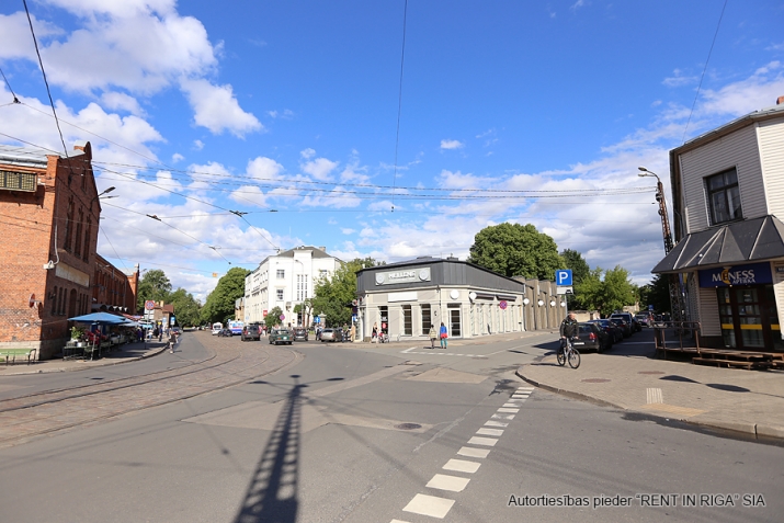 Mazā Nometņu iela 27 1