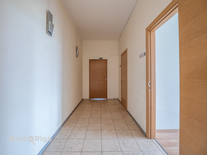 Skanstes iela 2 8