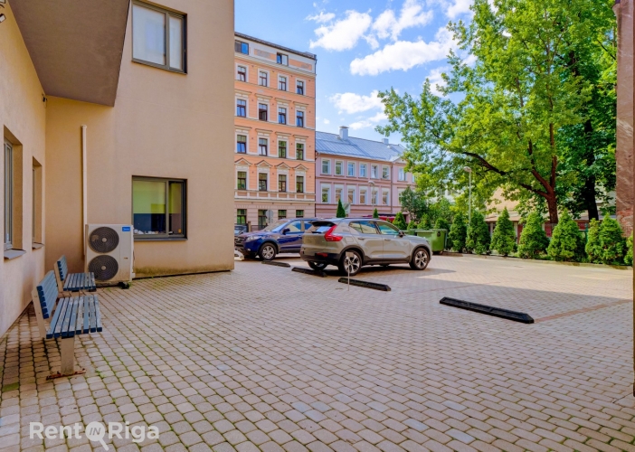 Katoļu iela 31 23