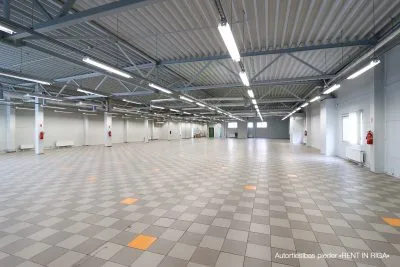Izīrē tirdzniecības telpas, Latgales iela 267, Rīga, Labais krasts, Ķengarags / 4 415 € 2