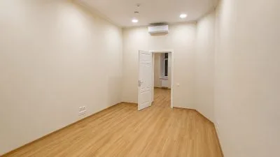 Izīrē biroju, Brīvības iela 46, Rīga, Labais krasts, Centrs / 550 € 4
