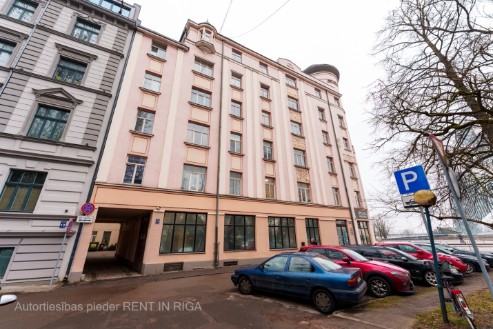 Kuģu iela 11 1