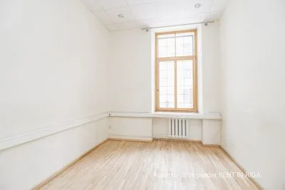 Izīrē biroju, Brīvības iela 38, Rīga, Labais krasts, Centrs / 6 418 € 7
