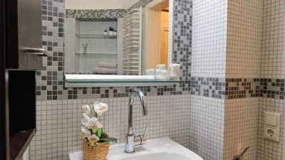 Izīrē dzīvokli, Lāčplēša iela 18, Rīga, Labais krasts, Centrs / 650 € 6