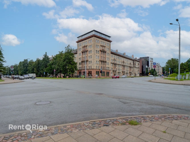 Krišjāņa Valdemāra iela 106 23