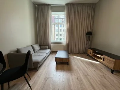 Izīrē dzīvokli, Pulkveža Brieža iela 10, Rīga, Labais krasts, Centrs / 780 € 1
