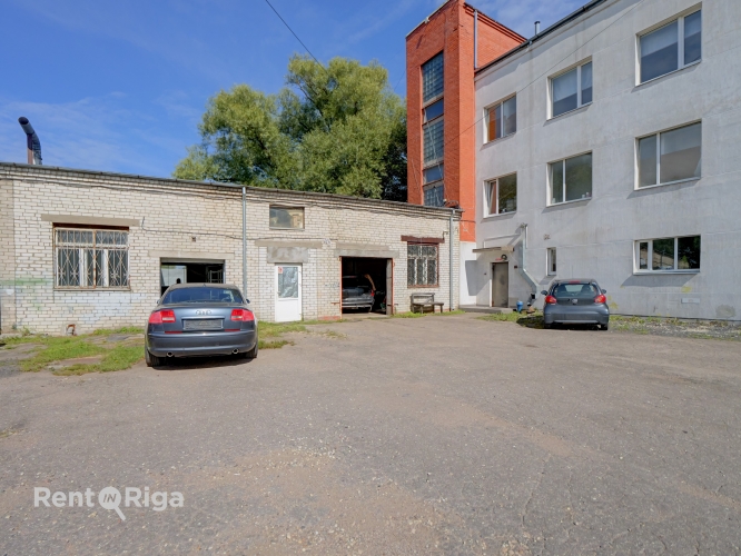 Ganību dambis iela 23a 7