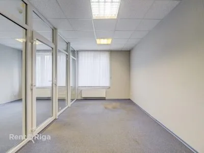 Izīrē biroju, Briņģu iela 2, Rīga, Kreisais krasts, Ziepniekkalns / 450 € 7
