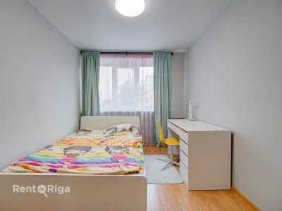 Pārdod dzīvokli, Krišjāņa Valdemāra iela 72A, Rīga, Centrs / 110000 € 4