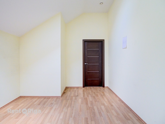 Pakalniešu iela 7 26