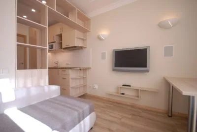 Izīrē dzīvokli, Klijānu iela 12, Rīga, Centrs / 350 € 1