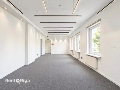 Izīrē biroju, Turaidas iela 2, Rīga, Labais krasts, Teika / 700 € 2
