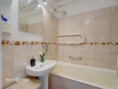 Izīrē dzīvokli, Andreja Saharova iela 5 k1, Rīga, Labais krasts, Pļavnieki / 400 € 7