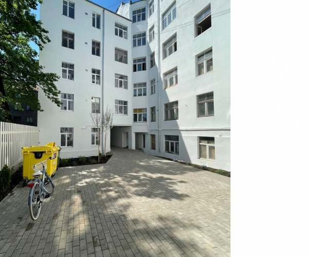 Bruņinieku iela 121 8