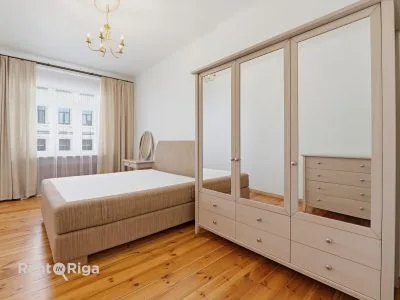 Izīrē dzīvokli, Blaumaņa iela 16/18, Rīga, Labais krasts, Centrs / 800 € 2