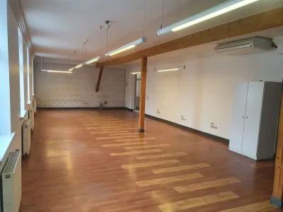 Pārdod investīciju objektu, Valmieras iela 31, Rīga, Labais krasts, Centrs / 245 000 € 7