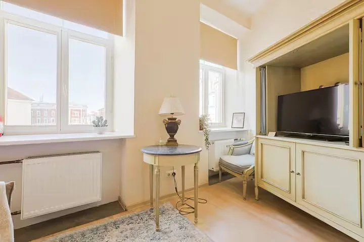 Šķūņu iela 16 7