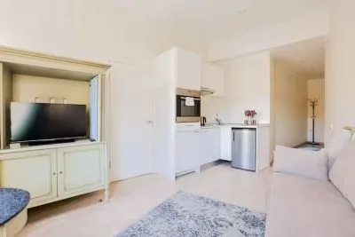 Izīrē dzīvokli, Šķūņu iela 16, Rīga, Labais krasts, Vecrīga / 700 € 5