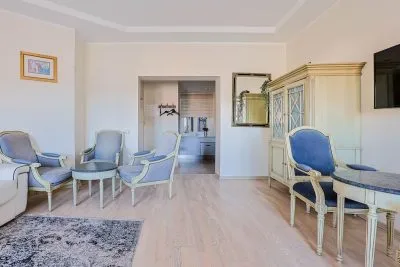 Apartment For Rent, Šķūņu street 16, Rīga, Labais krasts, Vecrīga / 700 € 7