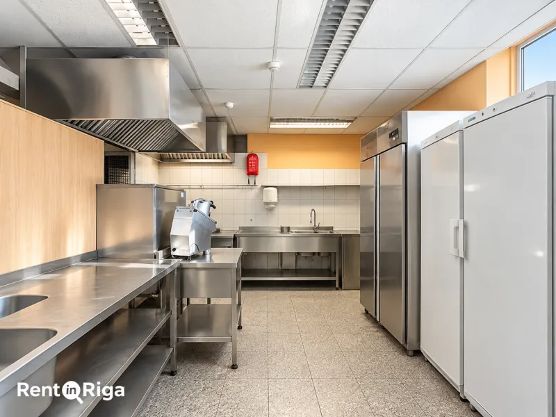 Dzelzavas iela 74 1