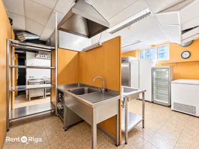 Izīrē ražošanas telpas, Dzelzavas iela 74, Rīga, Labais krasts, Purvciems / 603 € 3