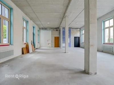 Izīrē biroju, Ernesta Birznieka-Upīša iela 4, Rīga, Centrs / 7200 € 6