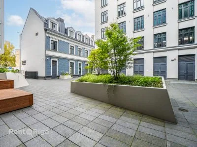 Izīrē biroju, Ernesta Birznieka-Upīša iela 4, Rīga, Centrs / 7200 € 3