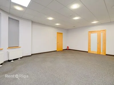 Izīrē biroju, Ziedleju iela 2, Rīga, Kreisais krasts, Šampēteris / 3 500 € 6