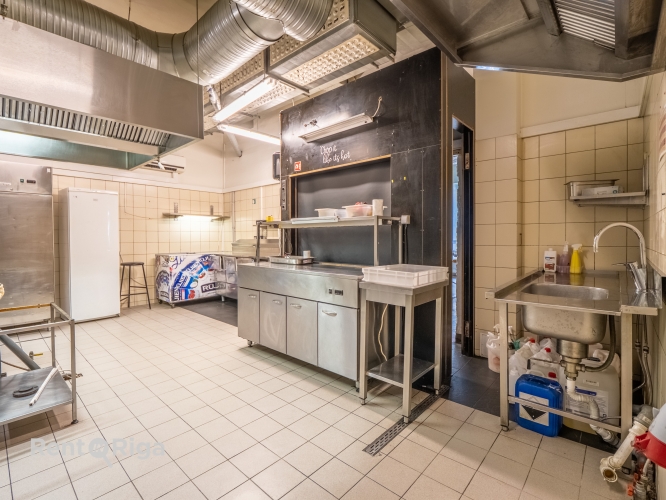 Izīrē tirdzniecības telpas, Stabu iela 30, Rīga, Labais krasts, Centrs / 6 125 € 10