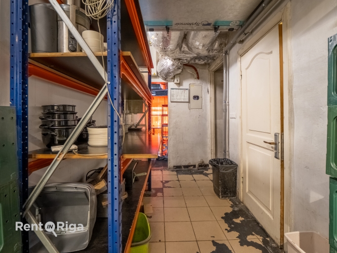 Izīrē tirdzniecības telpas, Stabu iela 30, Rīga, Labais krasts, Centrs / 6 125 € 11