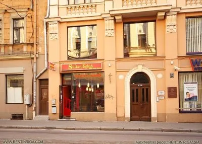 Izīrē tirdzniecības telpas, Barona iela 28, Rīga, Labais krasts, Centrs / 2 000 € 3