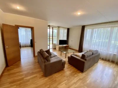 Izīrē dzīvokli, Rūpniecības iela 21, Rīga, Labais krasts, Centrs / 650 € 5