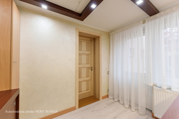 House For Rent, Edinburgas street 7777, Jūrmala / 1 000 € 17