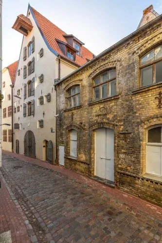 Izīrē dzīvokli, Alksnāja iela 8, Rīga, Labais krasts, Vecrīga / 610 € 12
