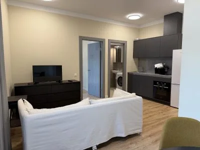 Izīrē dzīvokli, Valdemāra iela 61, Rīga, Labais krasts, Centrs / 590 € 6